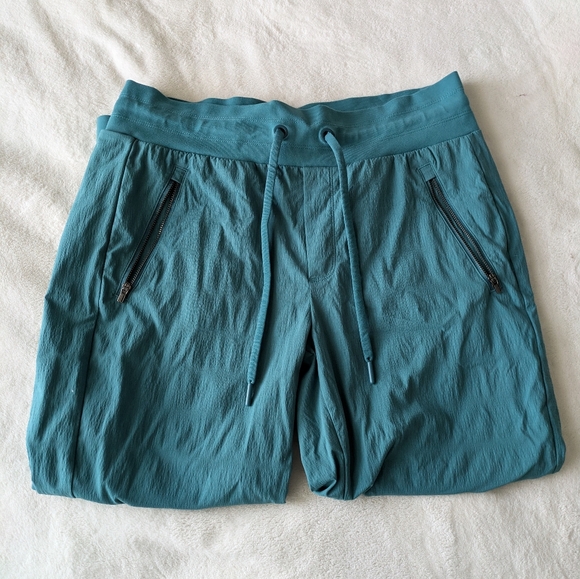 Athleta Trekkie North Cropped 23" Joggers - Picture 3 of 4